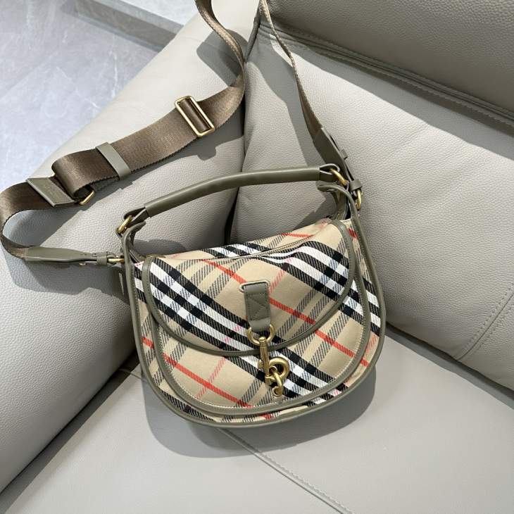 Picture of Burberry Handbags _SKUfw194066093fw